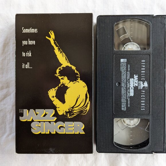 3/$15 Jazz Singer (1980) VHS movie with Neil Diamond, Laurence Olivier - Picture 5 of 5